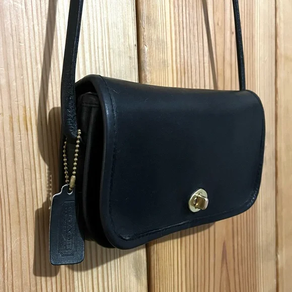Vintage Coach Black Dinky 4422 Turnlock Crossbody Bag Made in USA NYC Era - Picture 5 of 16